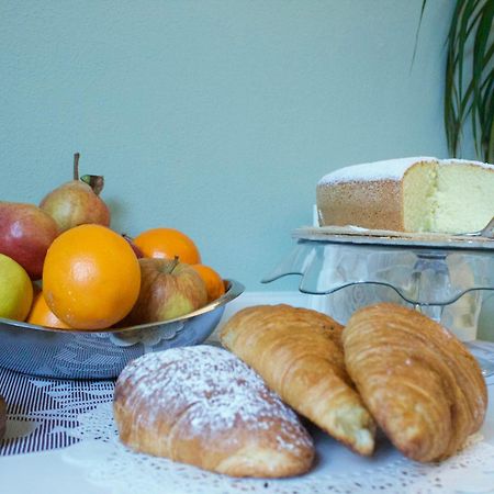 B&B Il Riccio Tirano Bagian luar foto