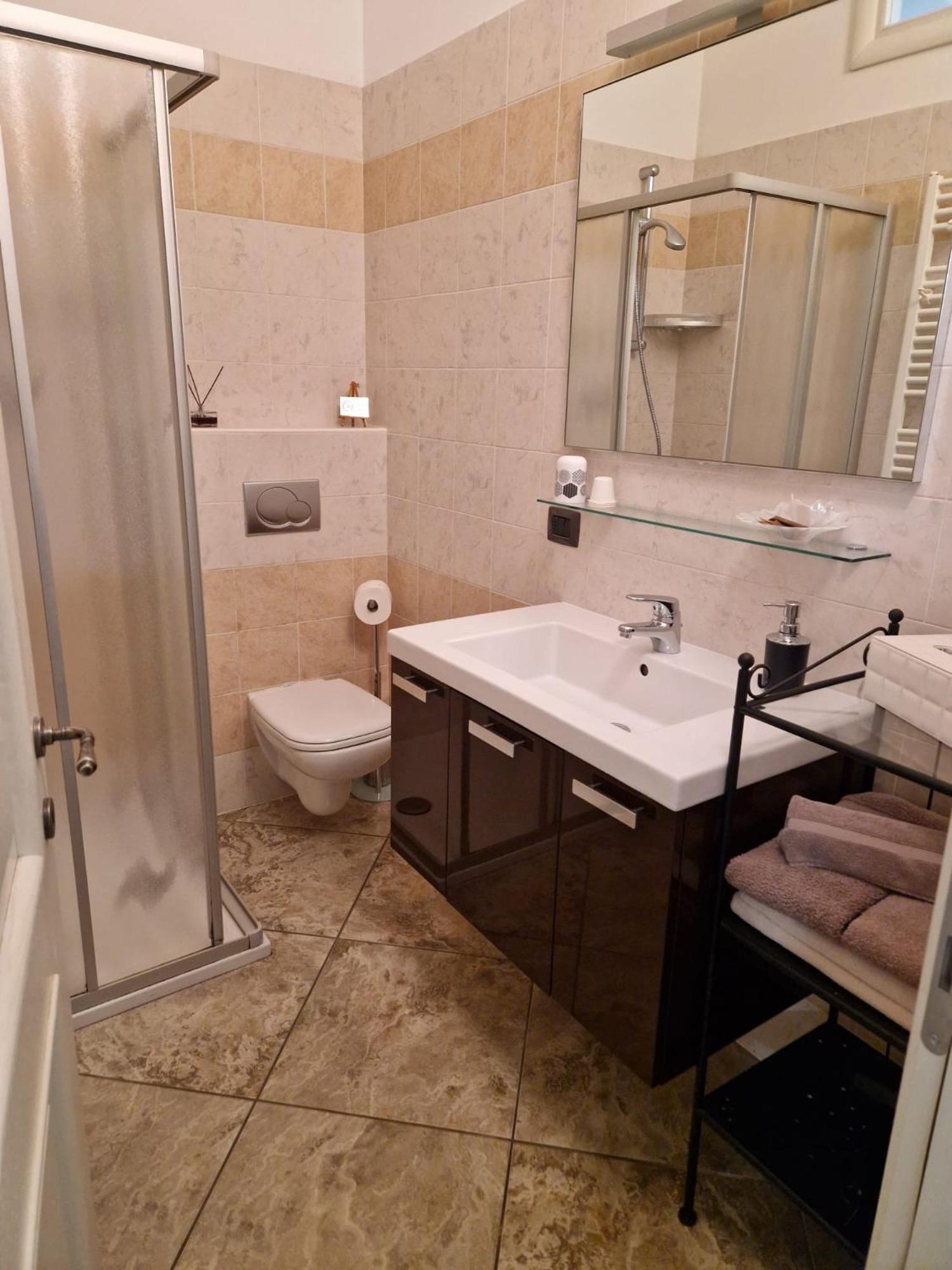 B&B Il Riccio Tirano Bagian luar foto